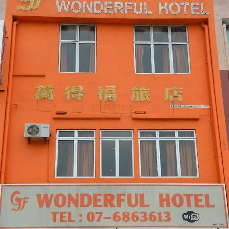 Gf Wonderful Hotel ポンティアン・ケシル エクステリア 写真