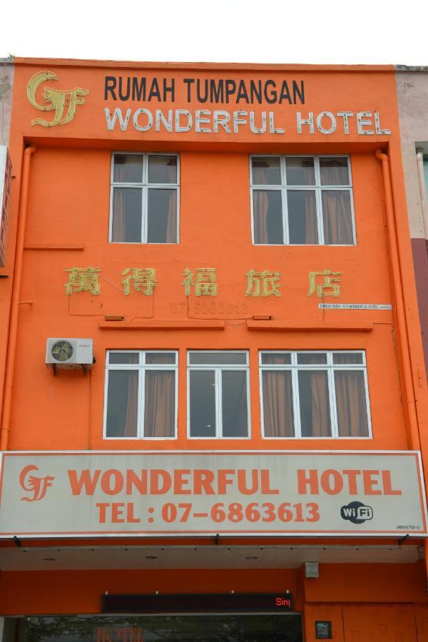 Gf Wonderful Hotel ポンティアン・ケシル エクステリア 写真